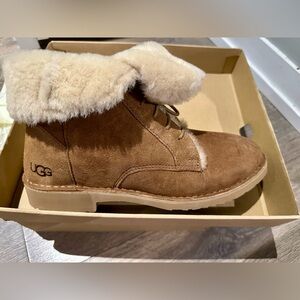Women’s Ugg Quincy Boot